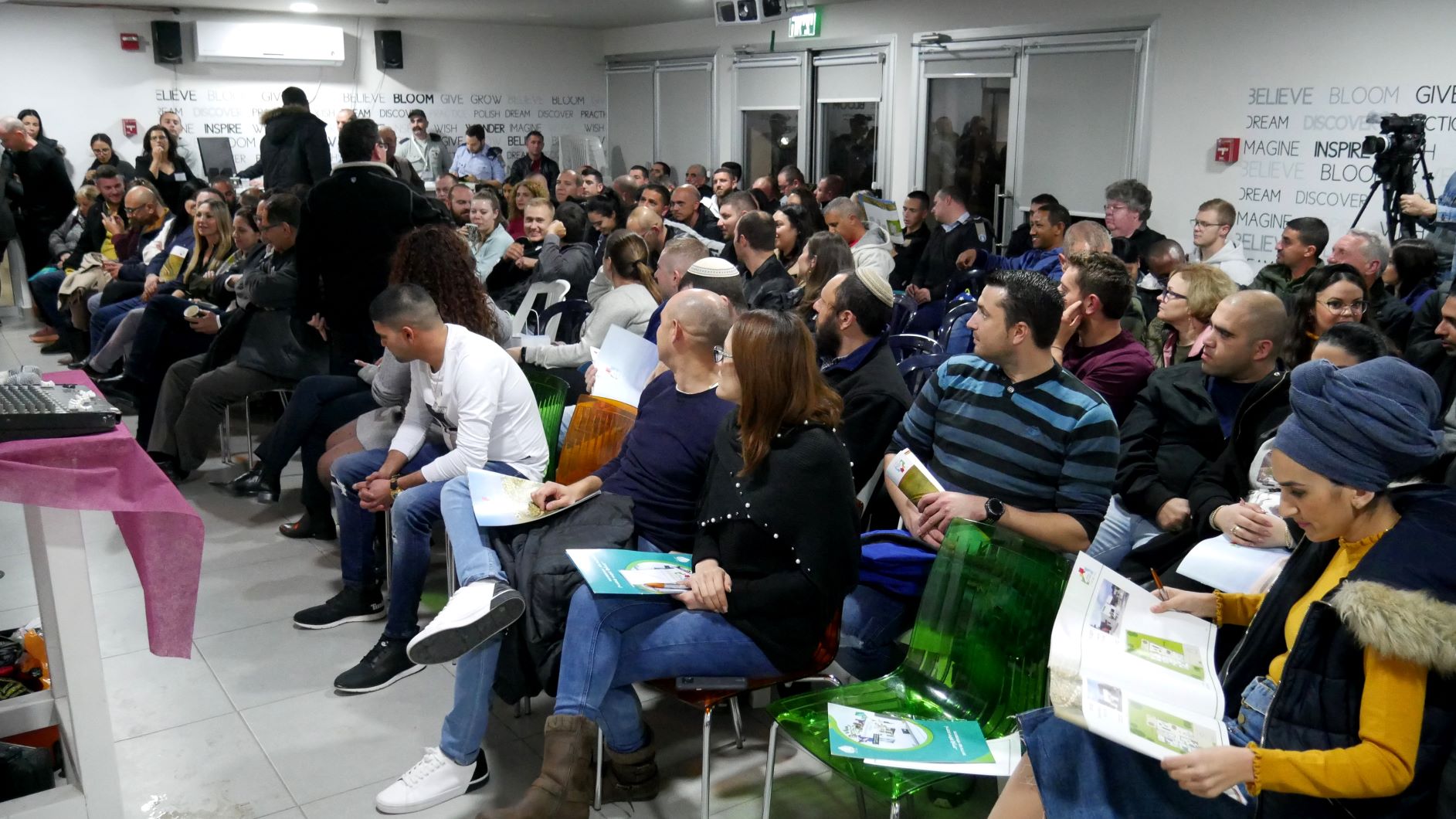 עיר הבהד"ים מעלה את ביקוש לדירות בערד